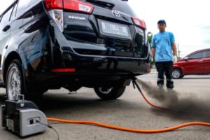 Jakarta’s EV Incentives End: Emission Tax Urged Amid Pollution Fears