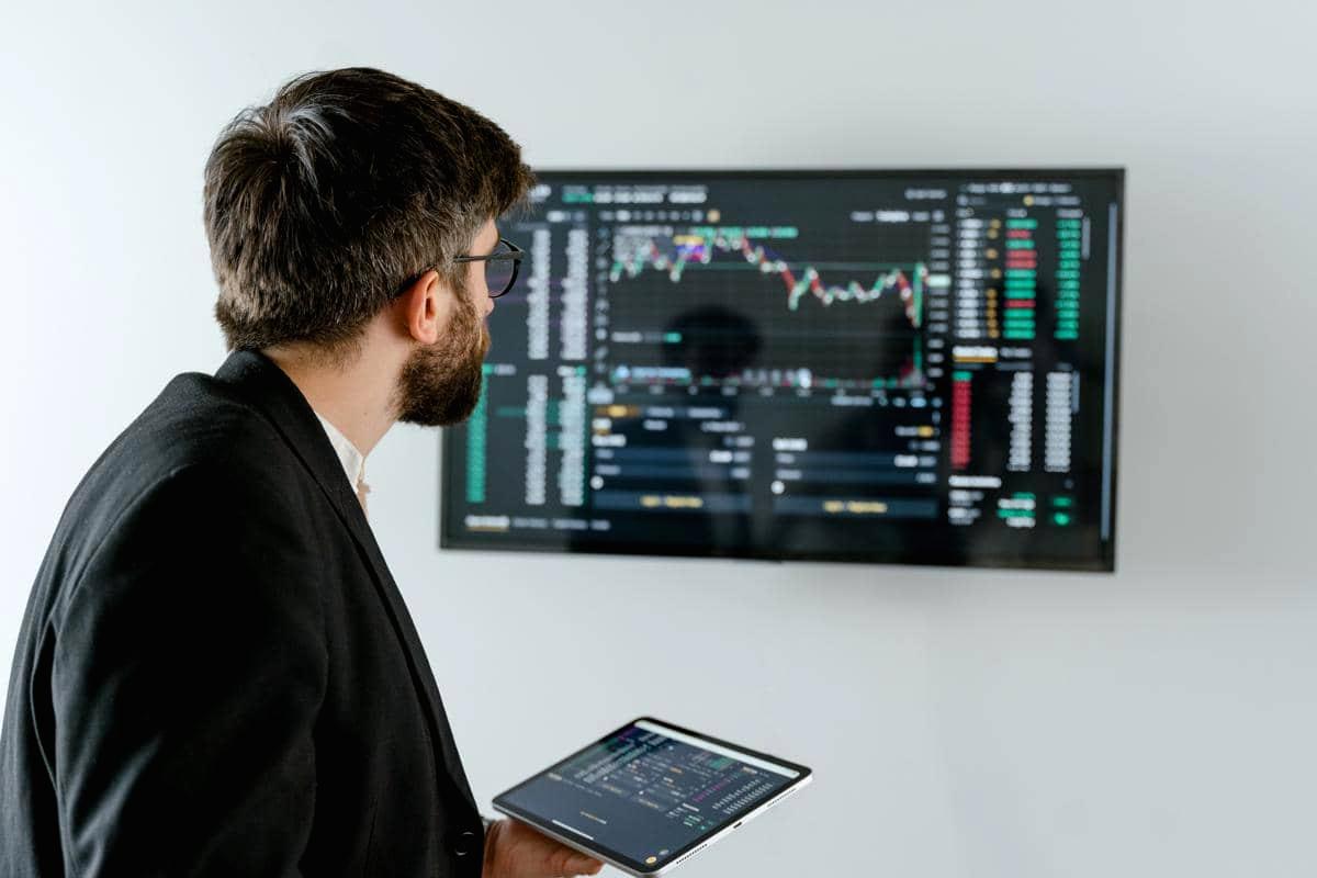 Stock Buybacks Explained: Why Companies Do Them, Investor Guide