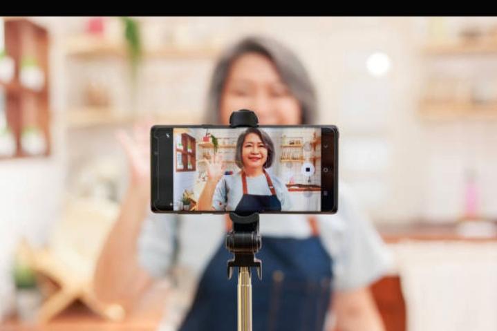 10 New OJK Rules Every Financial Influencer Must Follow