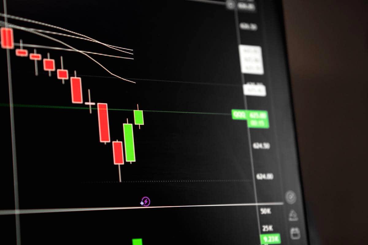 Apa itu watchlist saham? Fungsi, manfaat, dan cara membuatnya